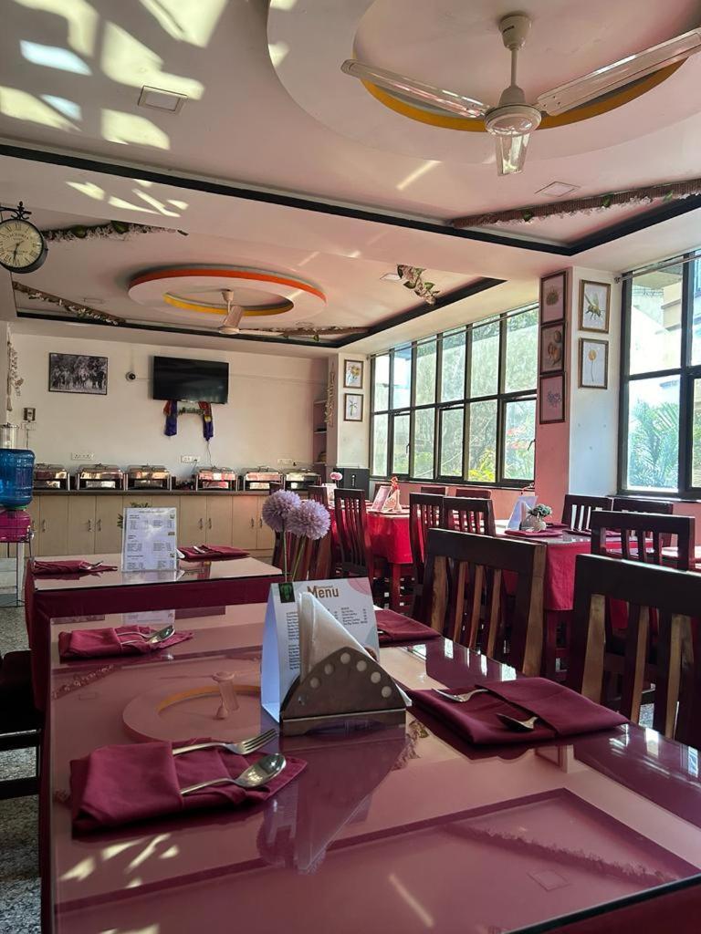 Twin Spring Hotel Gangtok Ngoại thất bức ảnh